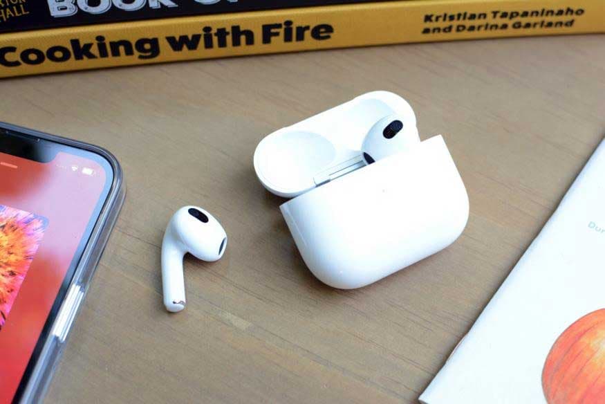 Apple AirPods
